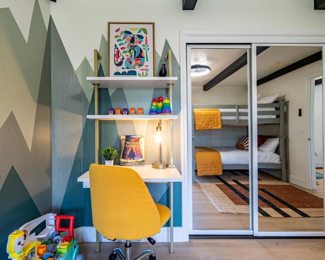 Secluded Mtn Top Family Haven W/Views Spa & Arcade Three Rivers Buitenkant foto